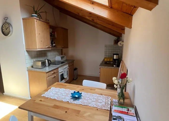 Apartment Gemuetliche Dachgeschosswohnung Mit Balkon Ainring